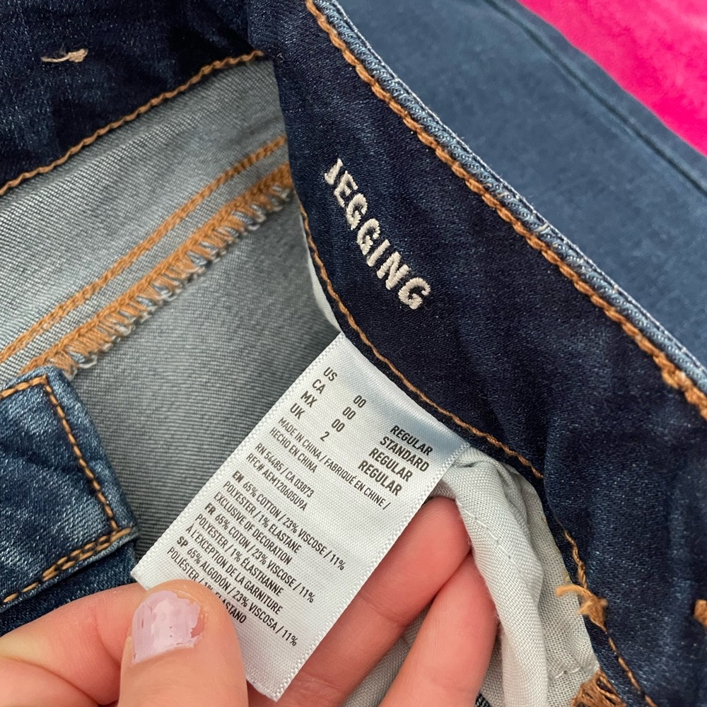 AE Ripped Jeans - Picture 3 of 4